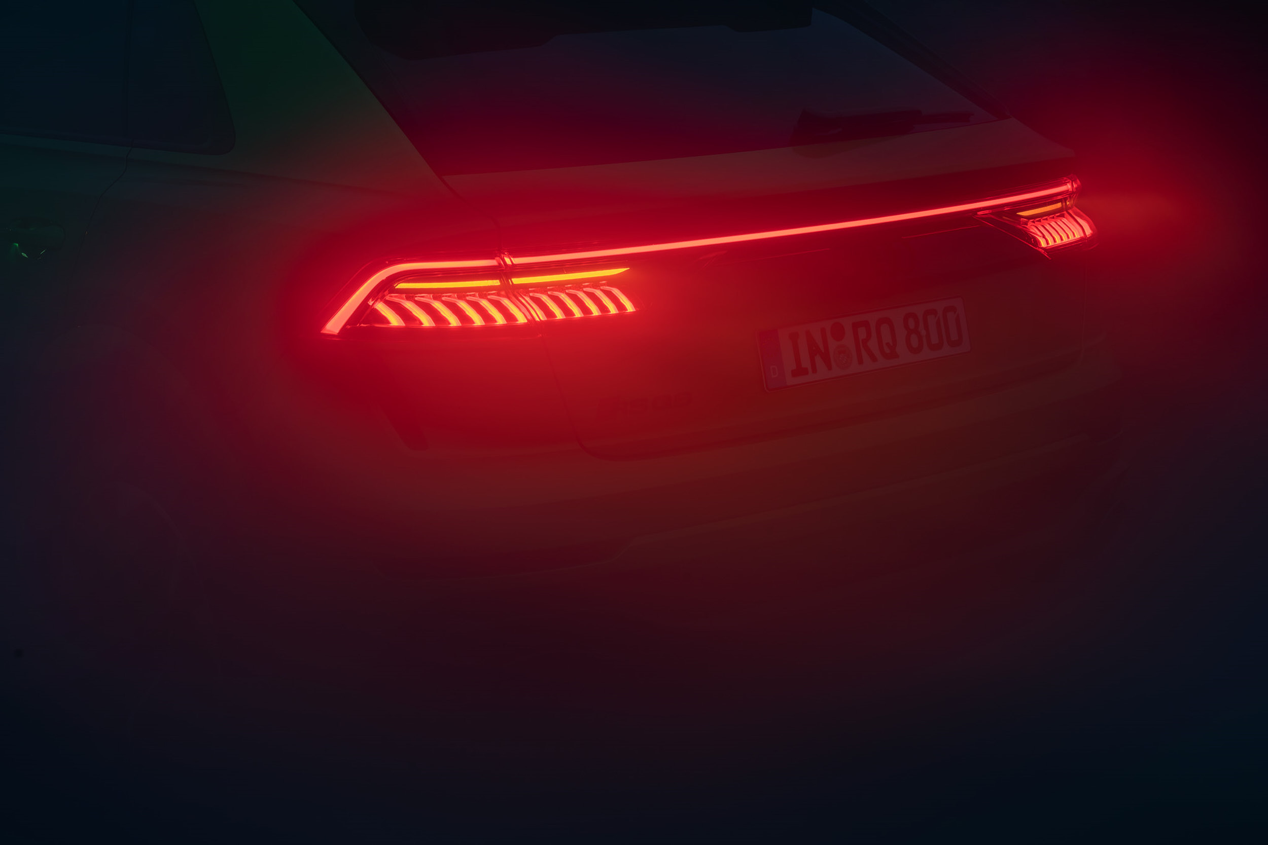AUDI_RSQ8_heandme_005
