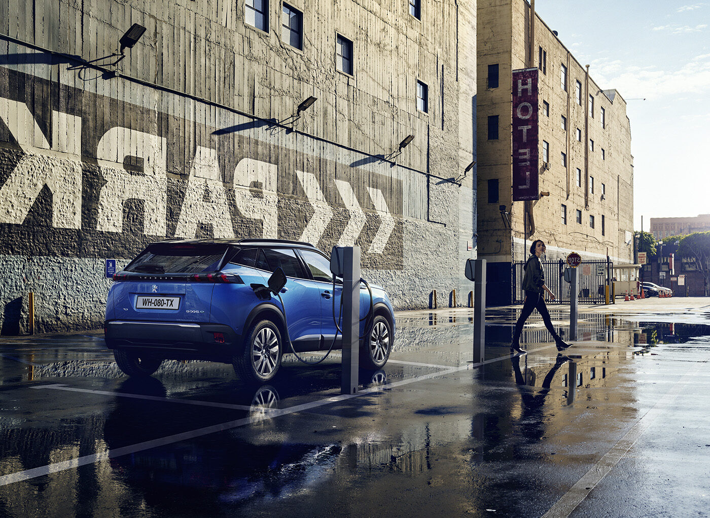 PEUGEOT_2008_1906PC_123